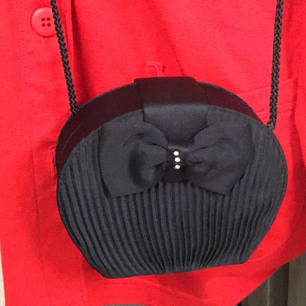 Black dressy pillbox  purse, vintage
